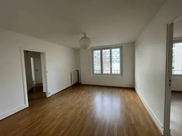 4 PIECES - MAIRIE DE MONTROUGE