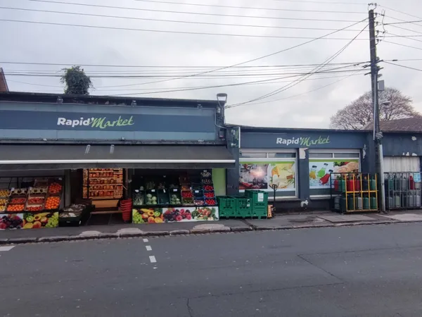 Local commercial 154 m²