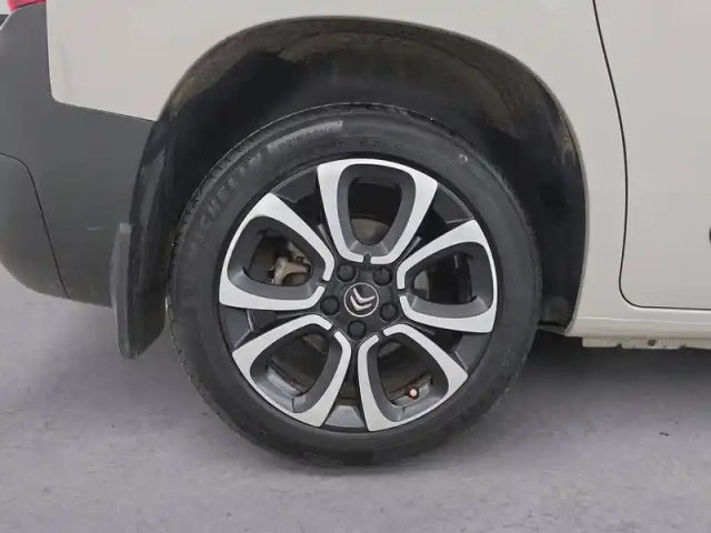 Citroën Berlingo taille m bluehdi 130 s&amp;s bvm6 — photo 60