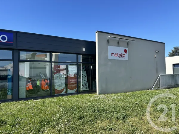 Local commercial 175 m²
