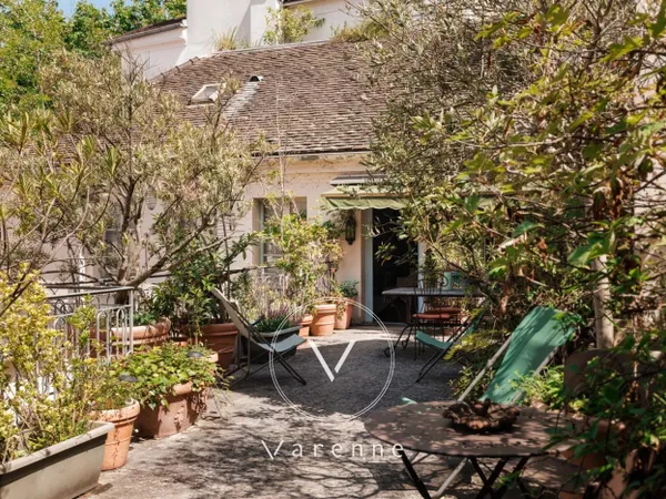 Appartement Paris 5 - Dernier Etage - Appartement de 70.87 m² -