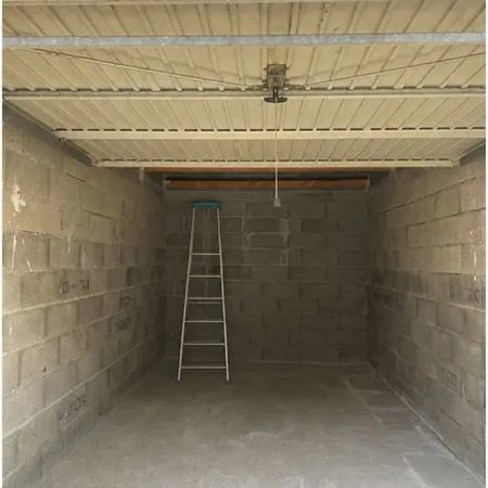 Parking/Garage/Box