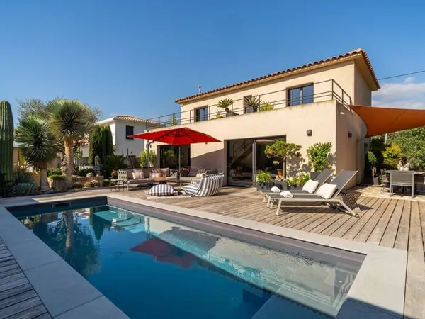 Villa 4 pièces 127 m²
