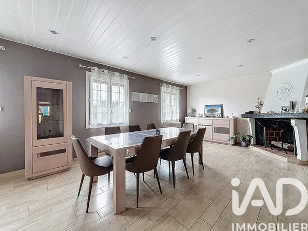 Maison 7 pièces 192 m²
