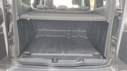Renault Kangoo 1.5 Blue dCi 95 - Techno – 2023 – 63790 km – Diesel – Boîte Manuelle — photo 15