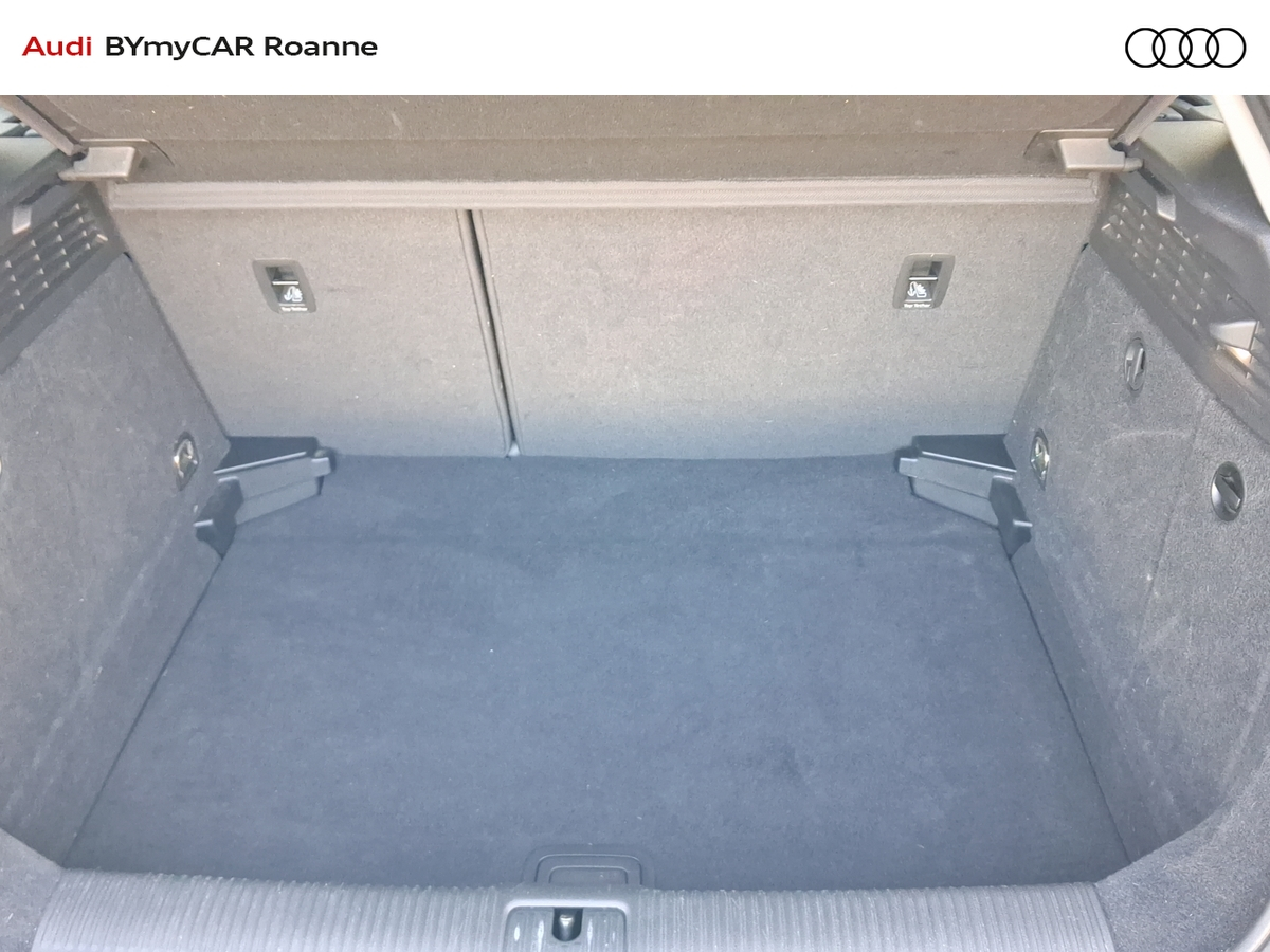Audi A3 Sportback 30 TDI 116 — photo 17