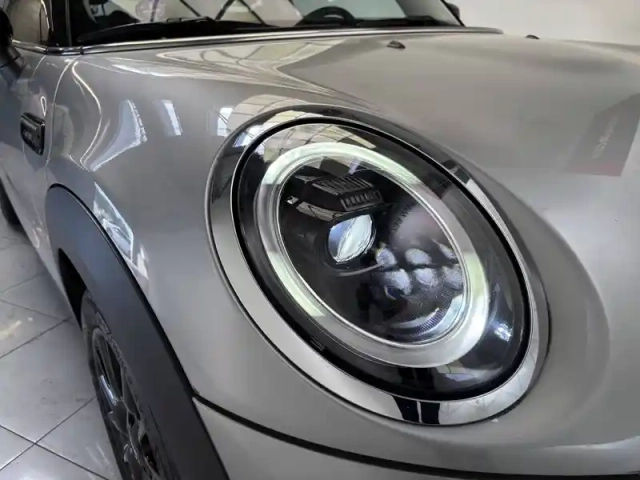 Mini Mini hatch 3 portes cooper 136 ch dkg7 — photo 23