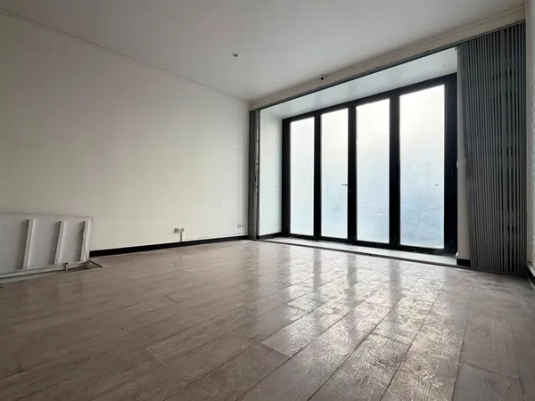 PARIS 13 - BOUTIQUE / BUREAU / LOFT - 59M2