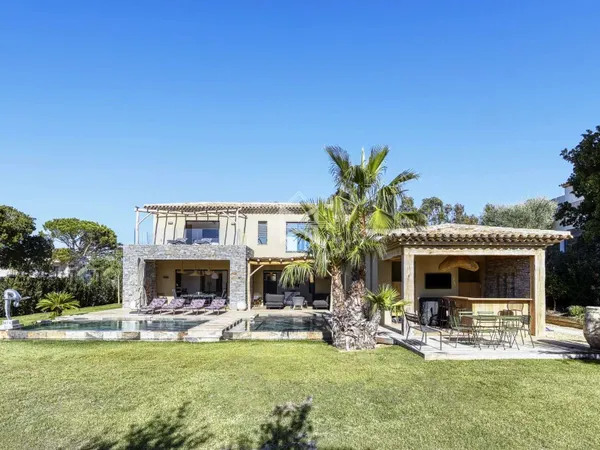 Maison 6 pièces 300 m²