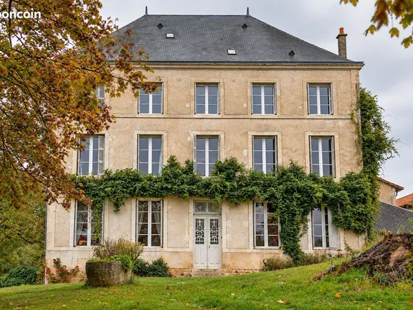 Propriété 10 pièces 292 m²