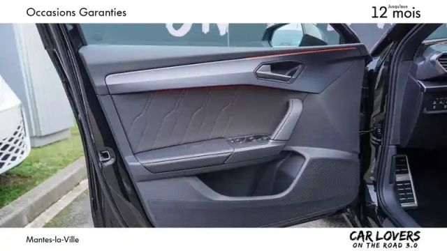 Cupra Leon 1.5 etsi hybrid 150 ch dsg7 — photo 19