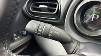 Toyota Yaris 116h Design 5p MY22 — photo 27