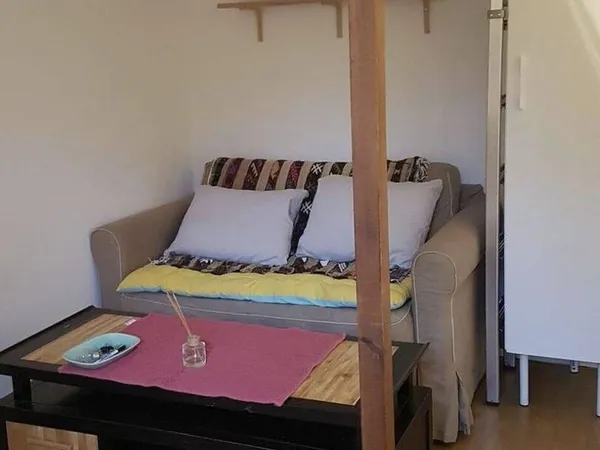 Studio 1 pièce 14 m²
