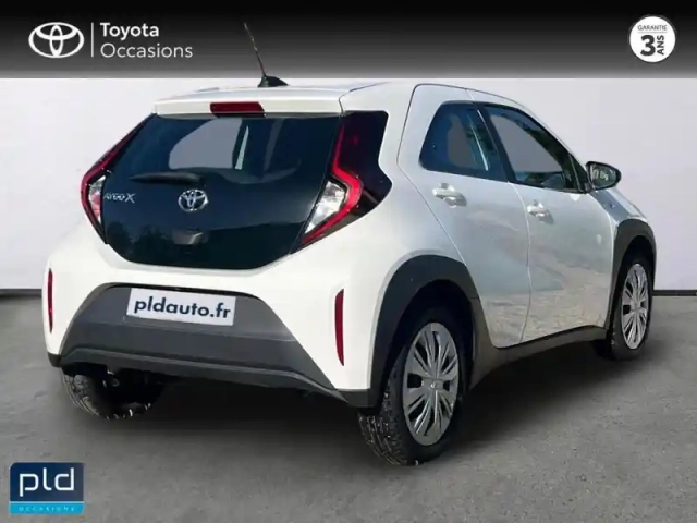 Toyota Aygo X 1.0 vvt-i 72ch dynamic — photo 5