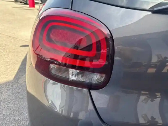 Citroën C3 puretech 83 s&amp;s bvm5 — photo 17