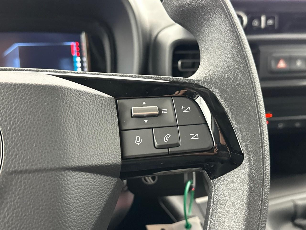 Citroën Berlingo van m diesel 100 ch manuelle — photo 20
