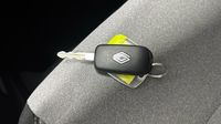 Renault Clio 1.5 dCi 100ch Evolution - 25 — photo 16