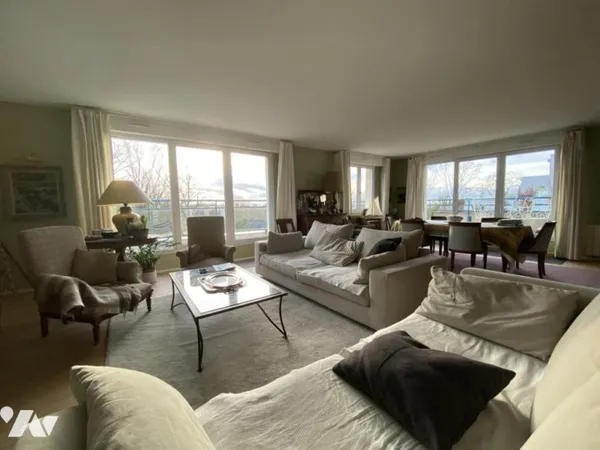 Appartement 4 pièces 147 m²
