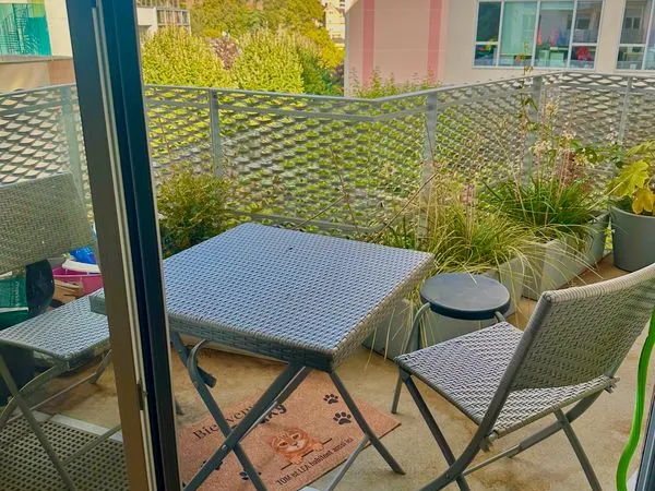 Appartement T3 150 M RER B et métro au calme