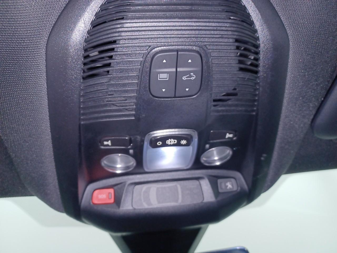 Peugeot 3008 hybrid 225 e-eat8 gt — photo 15