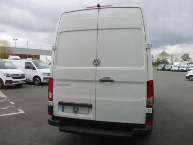 Volkswagen Crafter fg 35 l4h3 2.0 tdi 140ch business traction bva8 — photo 7
