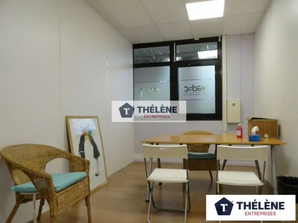 Bureaux 382 m²