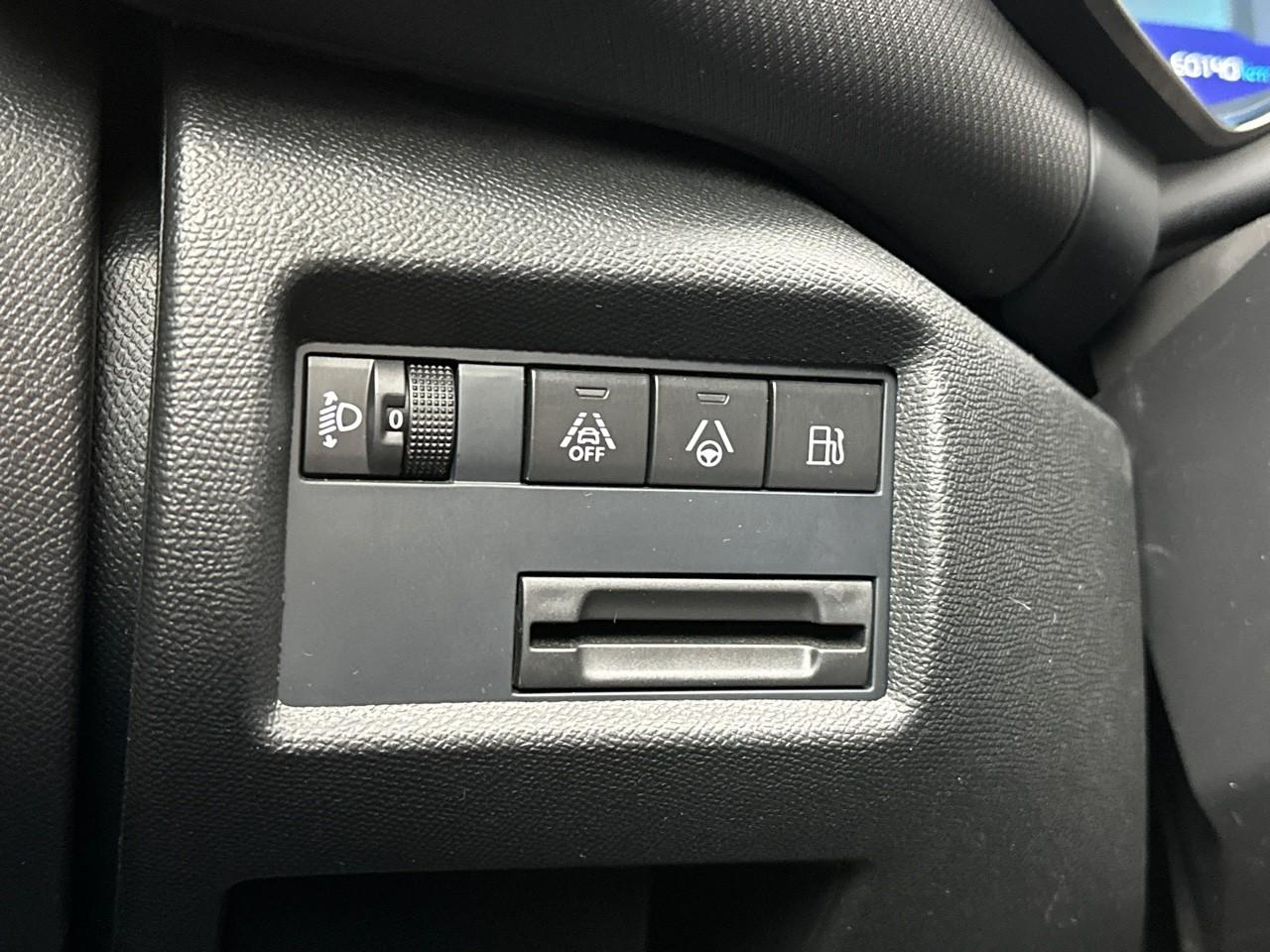 Citroën C5 Aircross hybride rechargeable 225 e-eat8 shine pack — photo 17