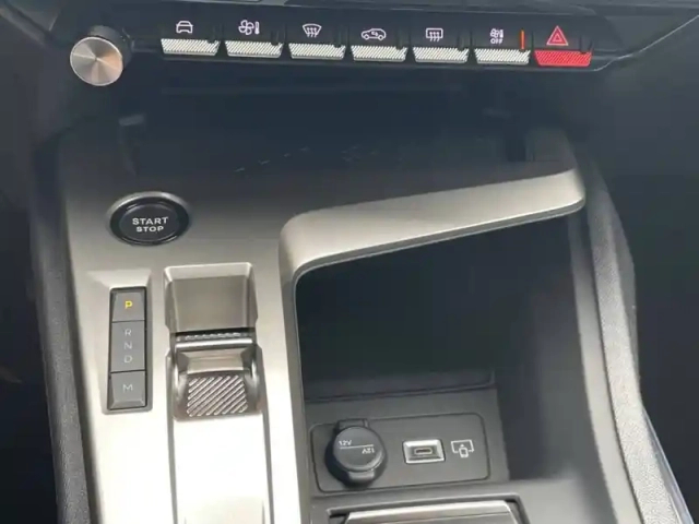 Peugeot 308 sw hybrid 145 e-dcs6 — photo 51