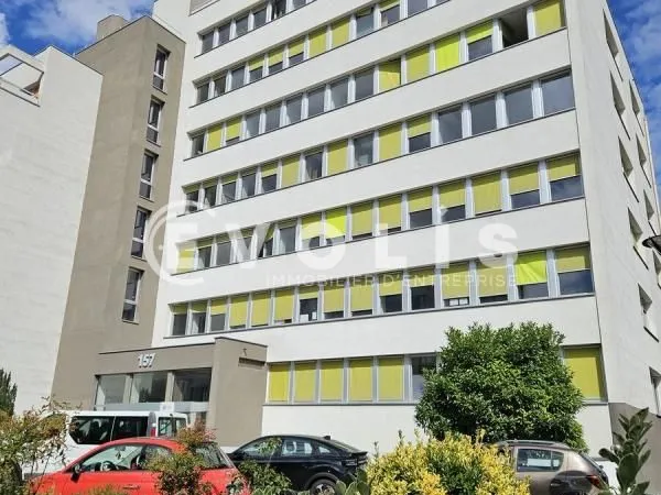 Bureaux 75 m²