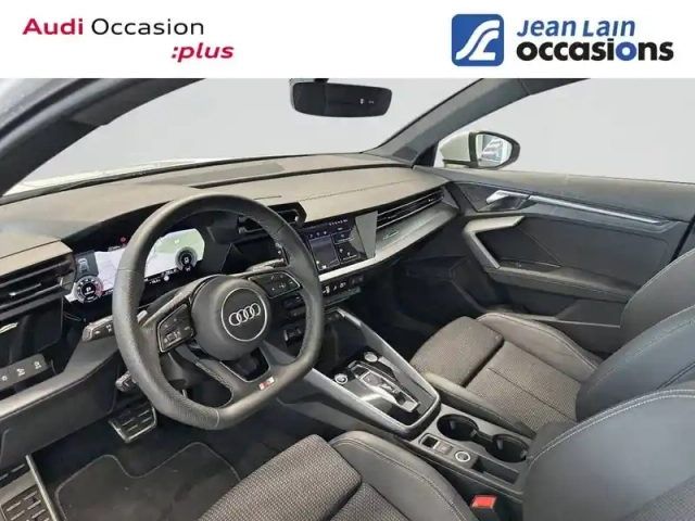 Audi A3 sportback tfsi mild hybrid 150 s tronic 7 — photo 11
