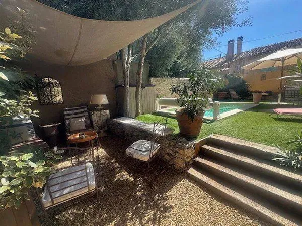 Villa 7 pièces 150 m²