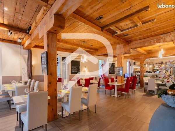 Fonds de commerce, restaurant 261 m² MARSEILLE