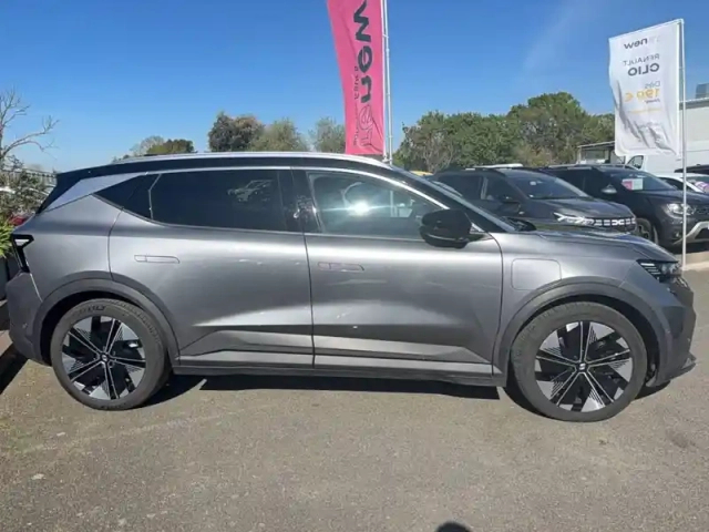 Renault Scenic e-tech électrique 220 ch grande autonomie — photo 4