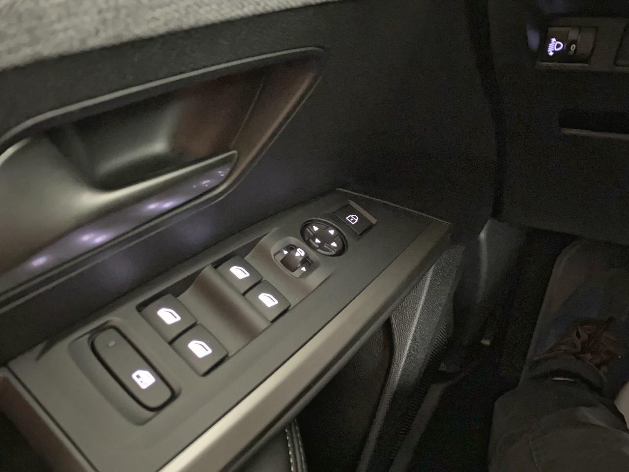 Peugeot 5008 hybrid 145 ch e-dcs6 allure — photo 20