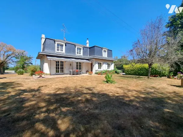 Maison 8 pièces 202 m²