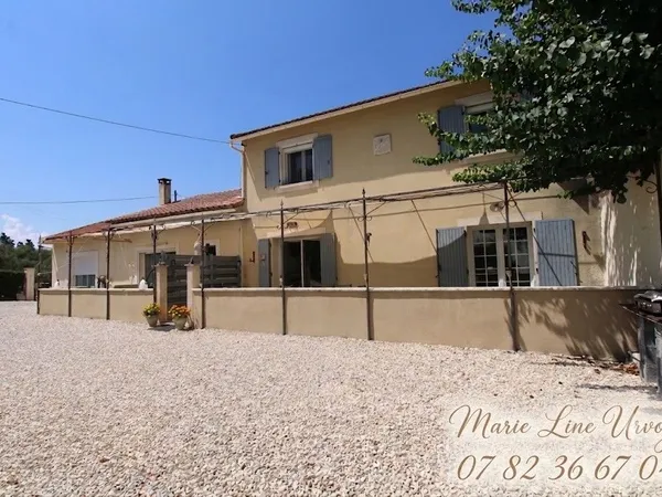 Maison de luxe 7 pièces 215 m²