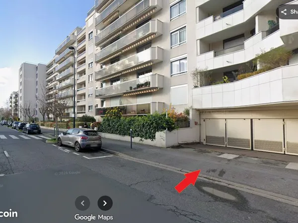 Place de parking à Vanves / Porte de Versailles