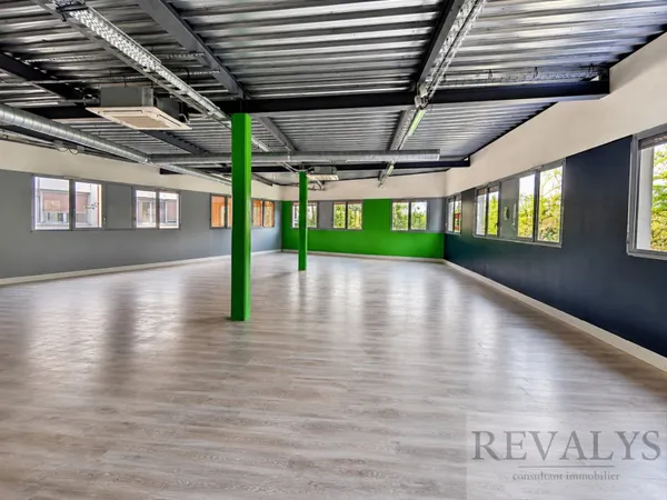Local commercial 307 m²