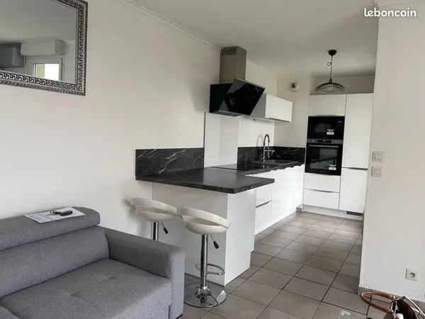 Appartement T3 Decines - proche Tramway T3