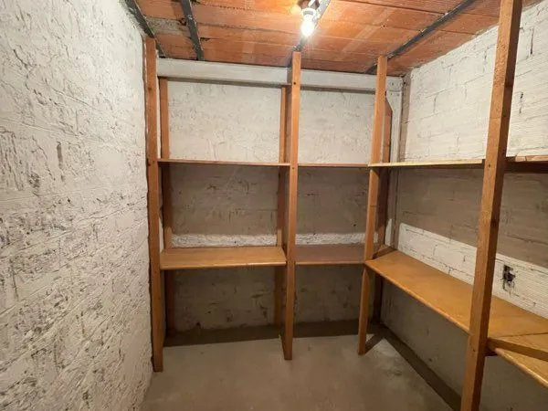 Cave saine - 7m2 /13m3
