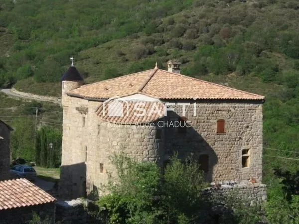 Château 15 pièces 400 m²