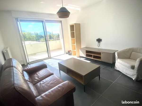 T2 lumineux Meylan