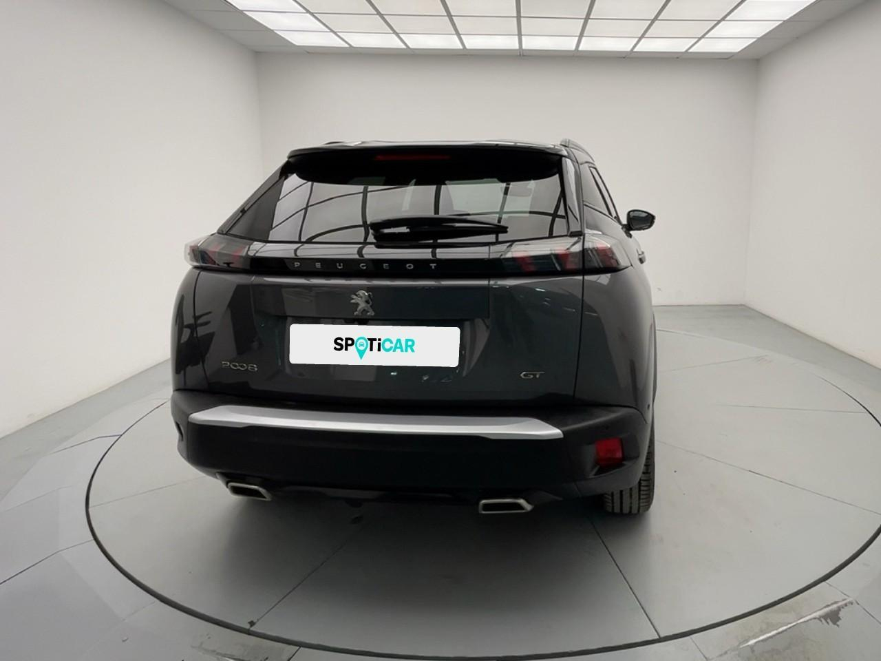Peugeot 2008 puretech 130 s&s eat8 gt — photo 4