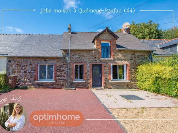 Maison en pierre de charme 4 pièces - Grand jardin clos, véranda & potentiel à l'étage - Guémené-Pen