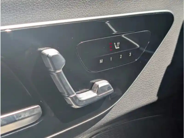 Mercedes Cle 300 e hybrid — photo 15