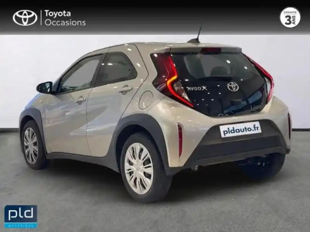Toyota Aygo X 1.0 vvt-i 72ch dynamic — photo 6