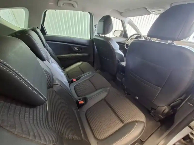 Renault Scenic blue dci 120 edc — photo 26
