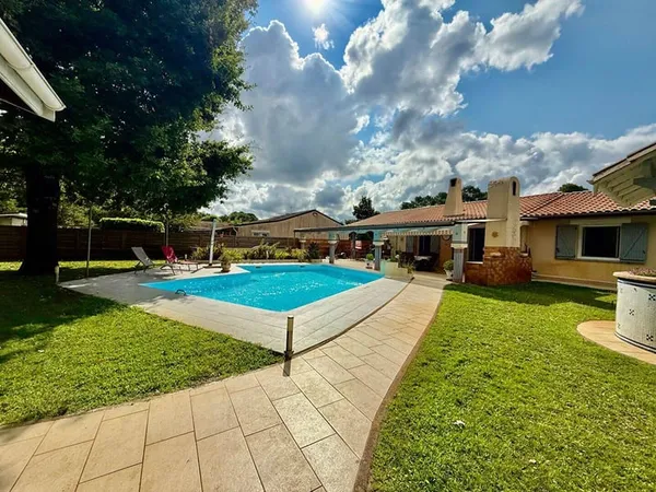 Maison de plain-pied 5 pièces 110 m²