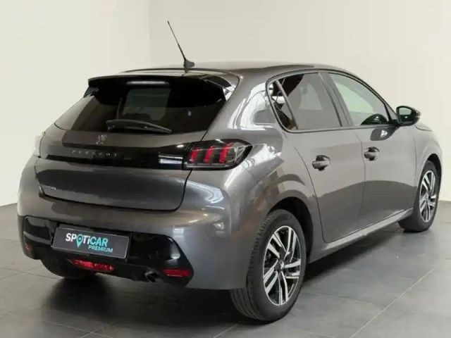 Peugeot 208 1.2 100 allure carplay gps — photo 7