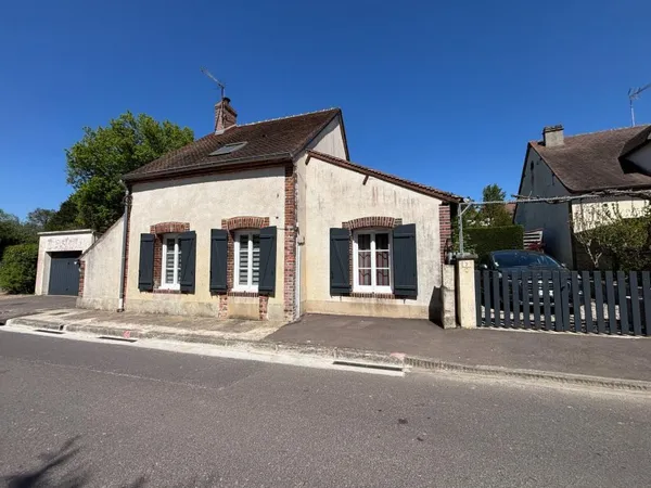 Charmante Maison de Village au Coeur de la Puisaye